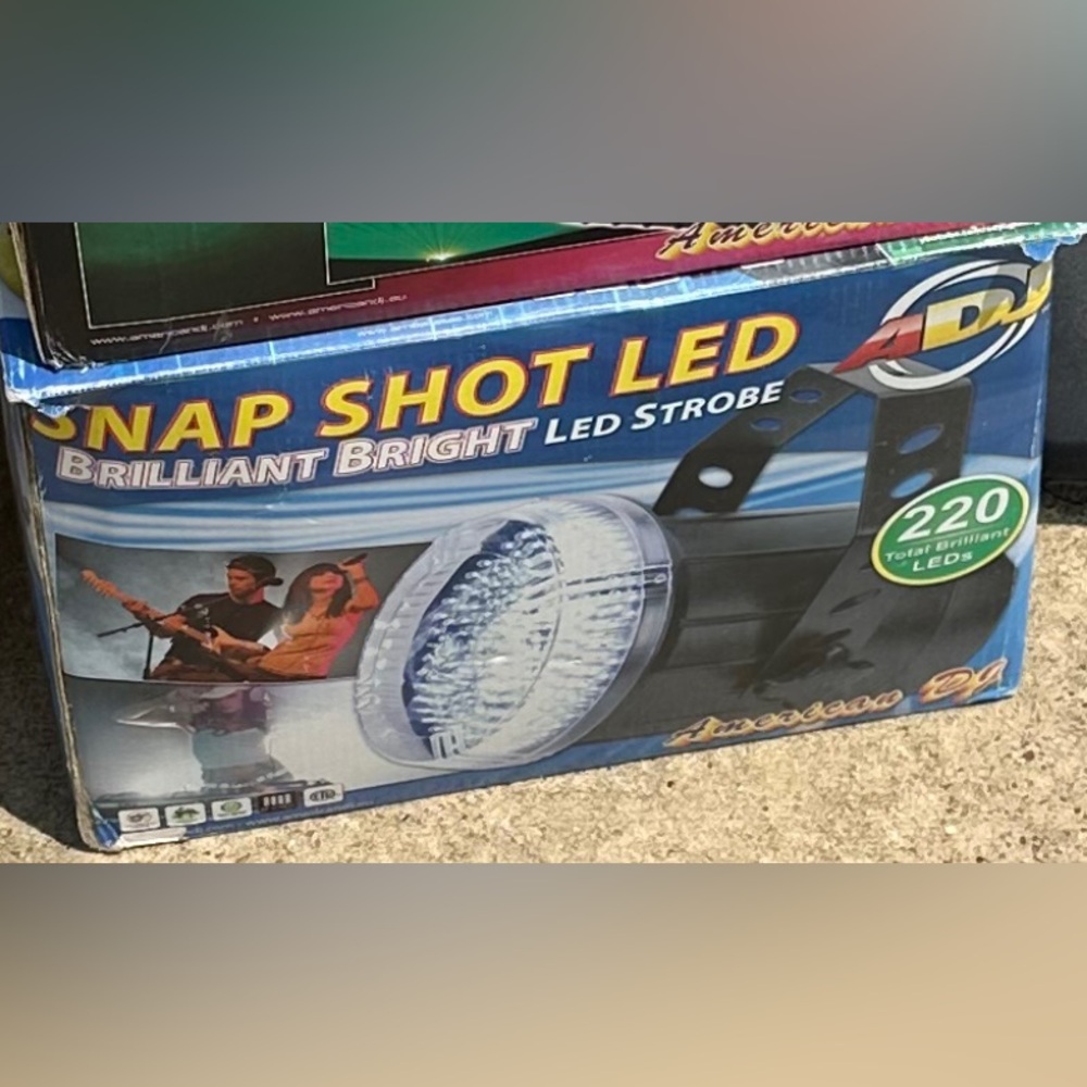 American DJ snap shot LED brilliant bright LED Strobe light EUC RARE HTF